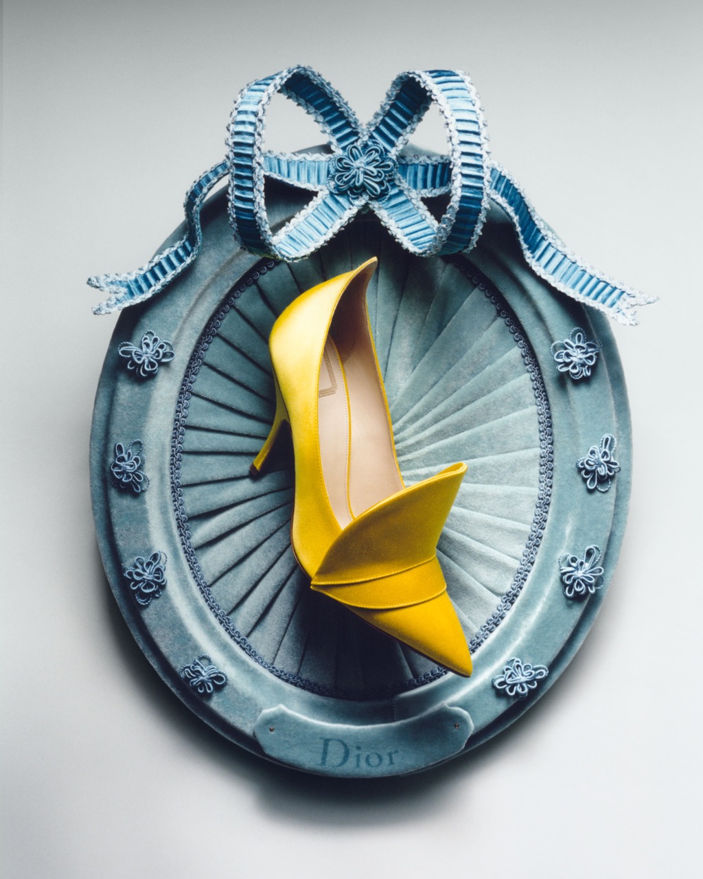 DIOR  - Set Design by NICHOLAS WILLIAM WHITE